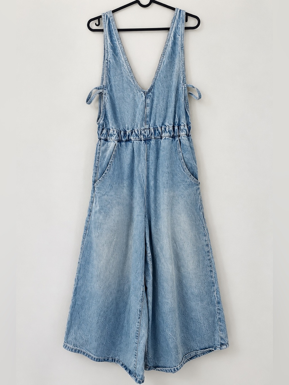 We The Free Denim Jumpsuit Large Light Wash Wide Leg Tie Back